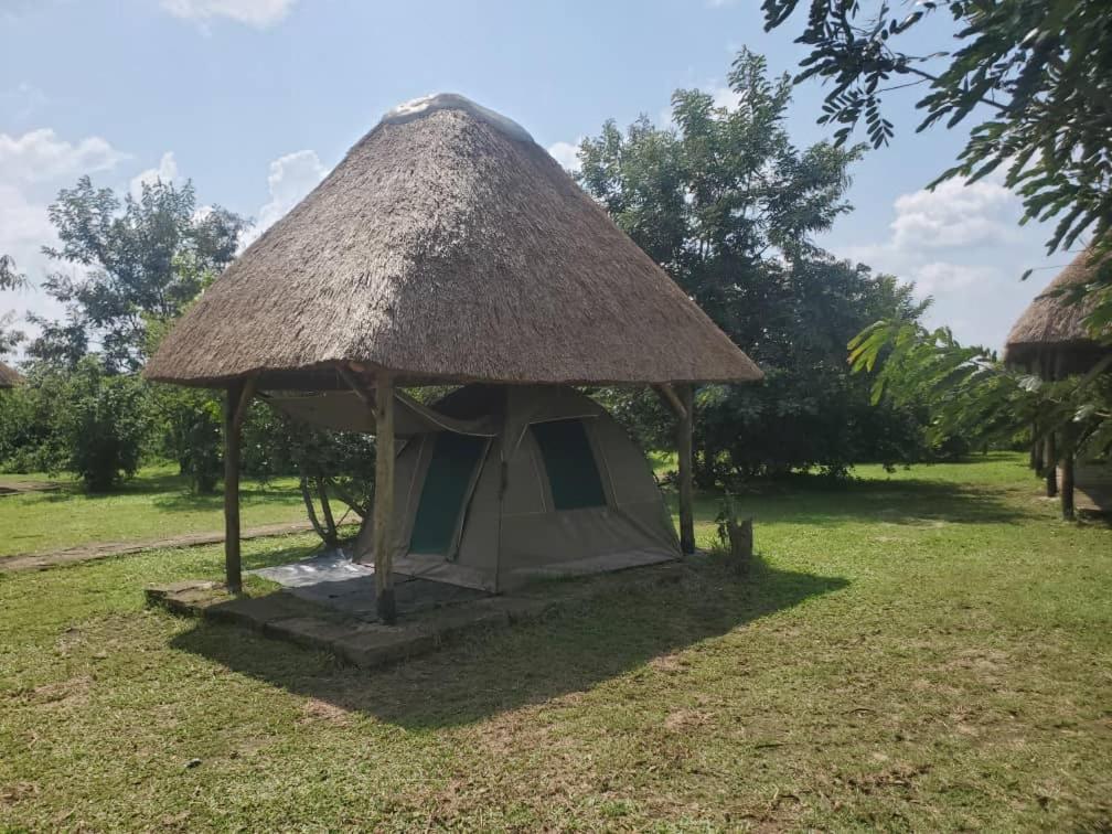 Engiri Game Lodge And Campsite Katunguru 외부 사진