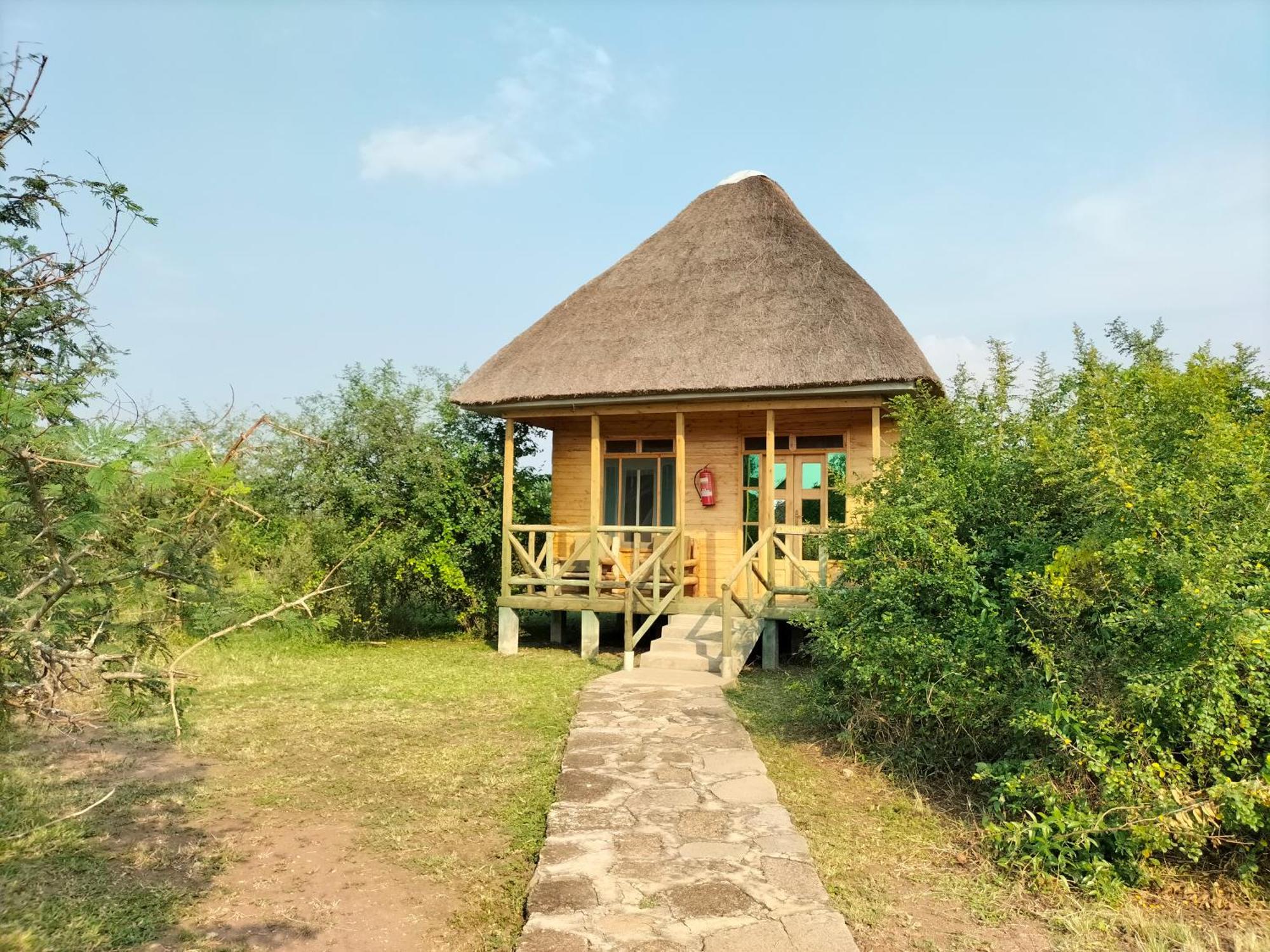 Engiri Game Lodge And Campsite Katunguru 외부 사진