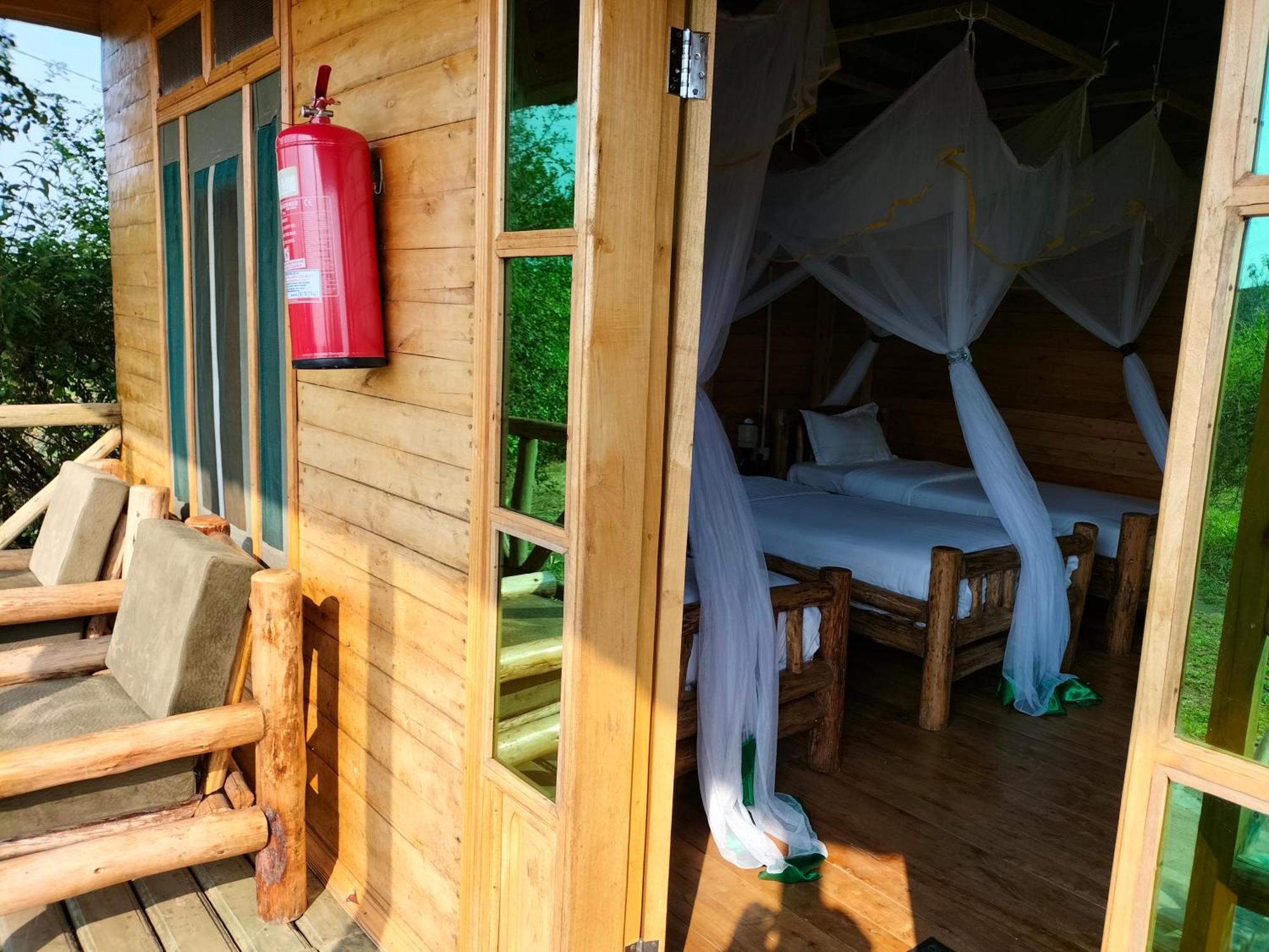 Engiri Game Lodge And Campsite Katunguru 외부 사진